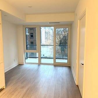 Jarvis/Carlton-Bright Spacious 2Bdrm+Den 2Baths - Photo 3