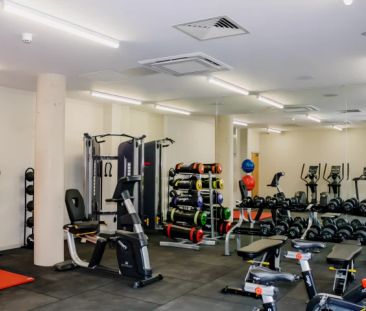 Bronze Studio - Photo 1