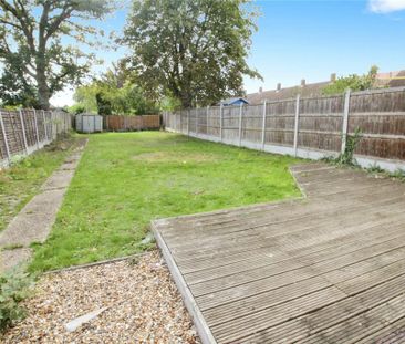 3 bedroom terraced house to rent - Photo 6