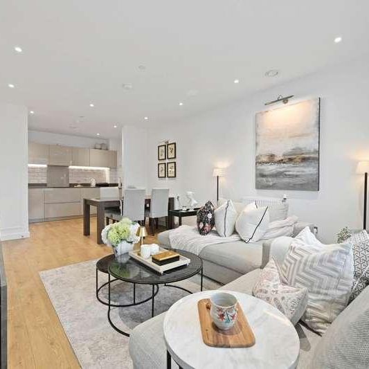 Harrison Walk, London, SE10 - Photo 1