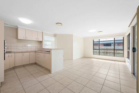 6 Edzill Street, Wilsonton Heights - Photo 5