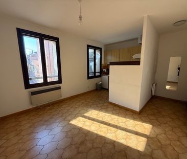 Location Appartement 2 pièces 37m² - Photo 2
