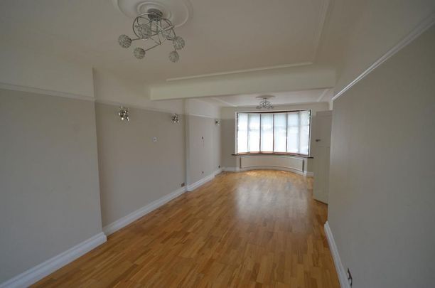 4 bedroom semi-detached house to rent - Photo 1
