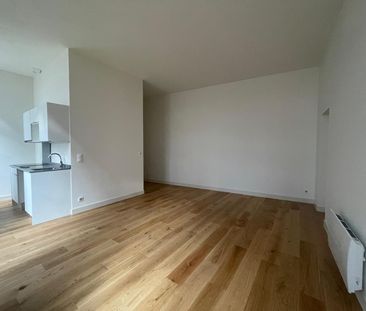Location Appartement 2 pièces 46m² LE MANS 72000 - Photo 2