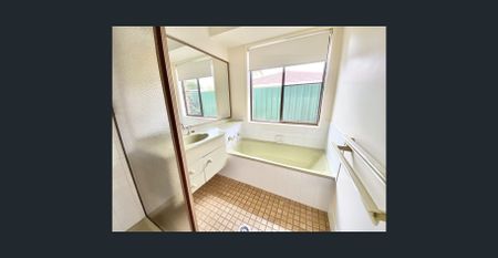 Neat And Tidy Family Home - Photo 2