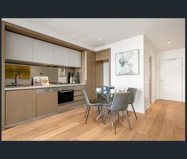 Luxury Living! - Photo 4