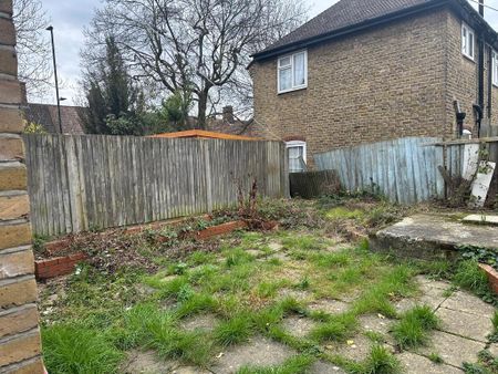 1 bedroom detached house to rent - Photo 3