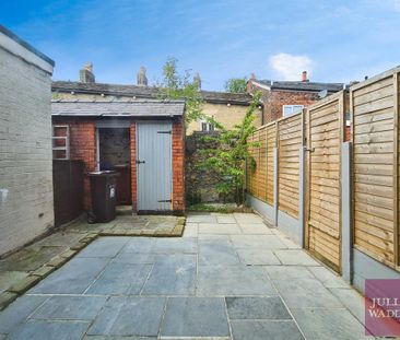 2 bedroom terraced house to rent - Photo 1