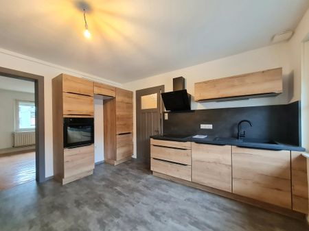 Location Appartement 4 pièces 71m² - Photo 2