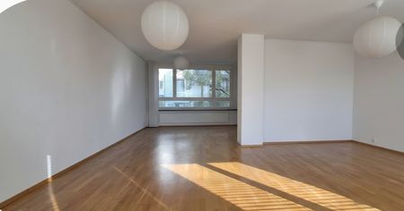 2 Zimmer, 105 m², 1. Stock - Photo 2