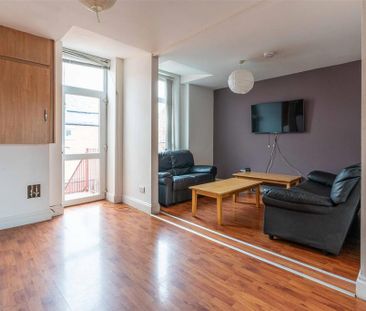 5 bedroom maisonette to rent - Photo 1