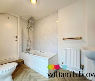 East Hill, Colchester - Photo 6