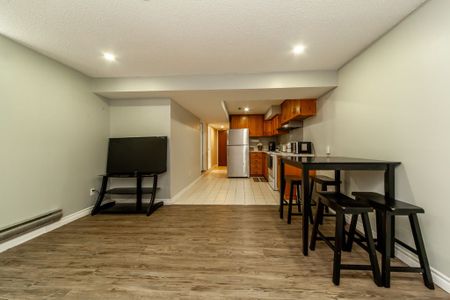 For Lease - 1447 Fleming Court, Oshawa, Ontario - Photo 2