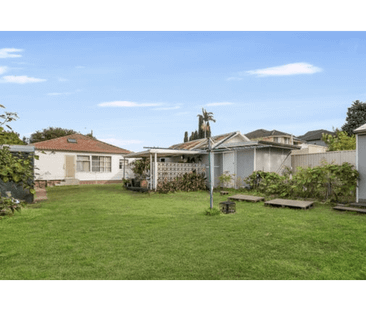 181 Juno Parade, Greenacre, NSW 2190 - Photo 5