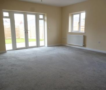 3 bedroom property to rent - Photo 1