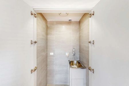 As New Modern 4 bedroom Home in Great Location - Photo 3