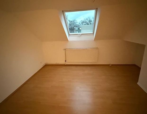 2 Zimmer Dachgeschosswohnung | 45 Quadratmeter | GE-Horst - Photo 1