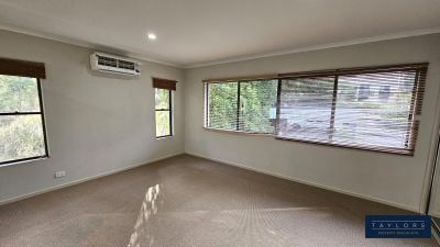 2 Bedroom Townhouse Close to Main Street! - Photo 4