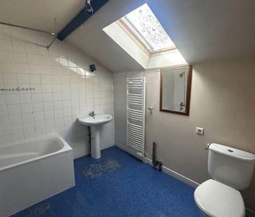 Location Appartement 4 pièces 90m² MUGRON 40250 - Photo 3
