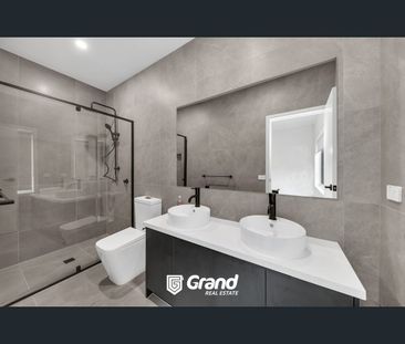 23 Clubrush Grove, Officer, Vic 3809 - Photo 2