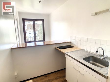 Location Appartement 1 pièce 31m² AVON 77210 - Photo 3