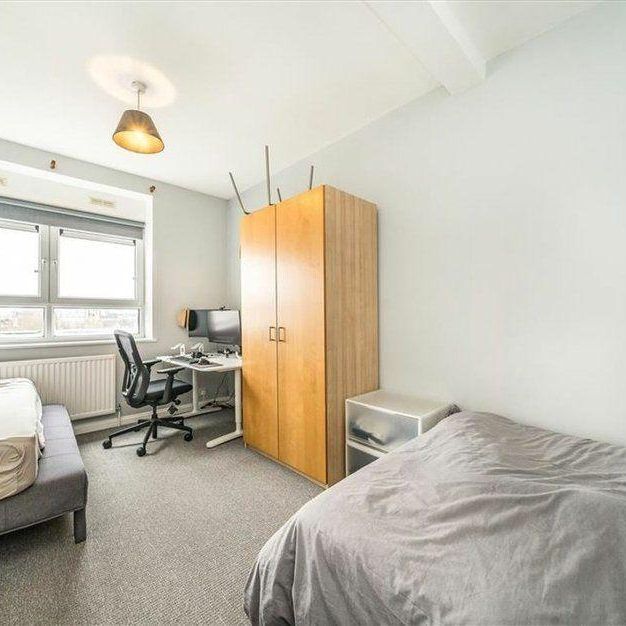 2 bedroom maisonette to rent - Photo 1