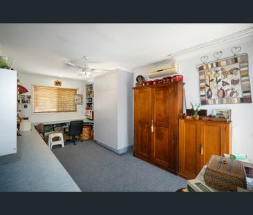 38 Coomber Street, Svensson Heights, Qld 4670 - Photo 5