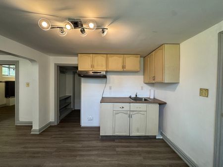 For Lease - 618 Brown's Line Unit# Basement, Toronto, Ontario - Photo 3