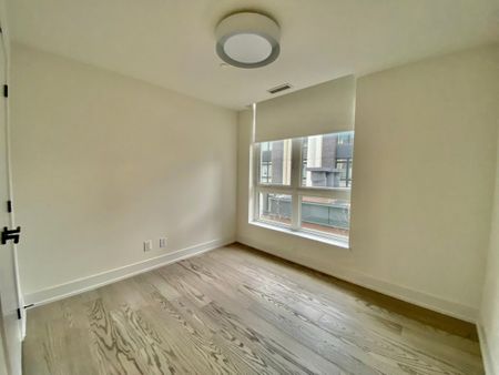 For Lease - 55 Nicholas Avenue Unit# Th12, Toronto, Ontario - Photo 3