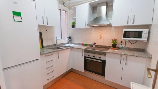 Shared apartment in Barcelona - Foto 1
