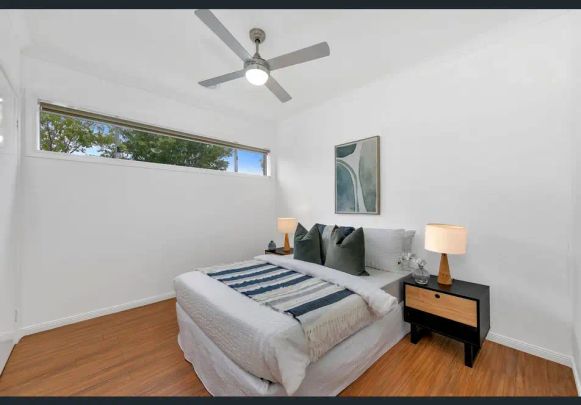 “Beautiful Family Home in Prime Craigieburn Location!” - Photo 1