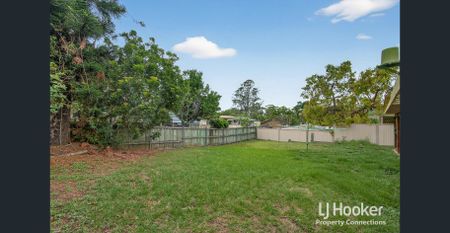 Low Set Brick Home Offering Comfort, Convenience and Charm - Photo 3