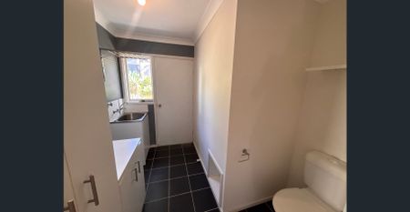 Quiet, Secure & Well-Presented - Your Next Home Awaits at 5 Mirrabooka Road - Photo 5