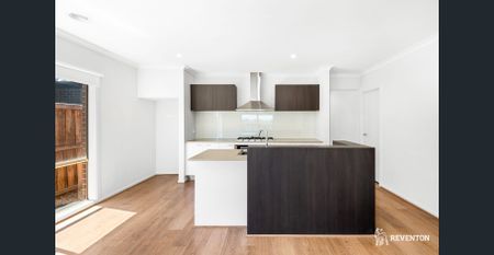 HOME IN POPULAR ESTATE - Photo 4