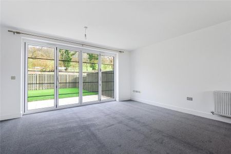 3 bedroom terraced house to rent - Photo 2