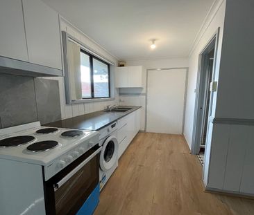 Well Kept&comma; Modern Studio - Prime Location&excl; - Photo 4