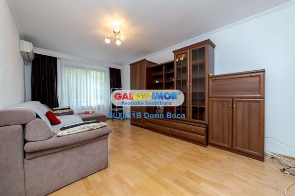 Inchiriere apartament 3 camere TITAN (Str. Schitului) CENTRALA PROPRIE - Fotografie 1