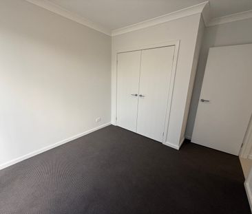 Brand New Modern Granny ! - Photo 2