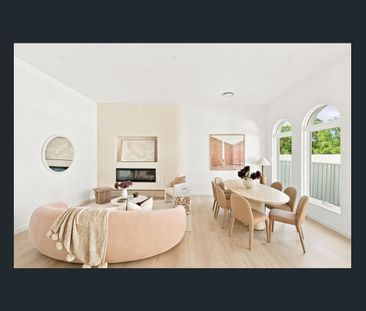 Luxury Family Living in a Prime Location - Photo 2