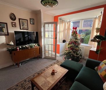 Room in a Shared House, Warrels Mount, LS13 - Photo 6