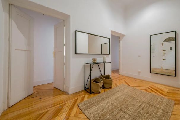 Calle de Núñez de Balboa, Madrid, Community of Madrid 28001 - Photo 1