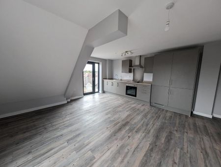 2 bedroom apartment to rent - Photo 3