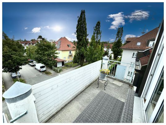 Exklusive 4-ZKB-Maisonette-Wohnung mit Südbalkon und TG-Stellplatz in begehrter, stadtnaher Lage - Photo 1