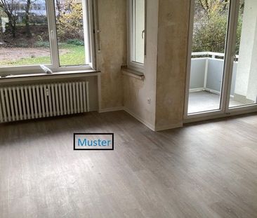 3-Zimmer-Wohnung mit neuem Bad und Balkon im wärmegedämmten Objekt - Photo 1