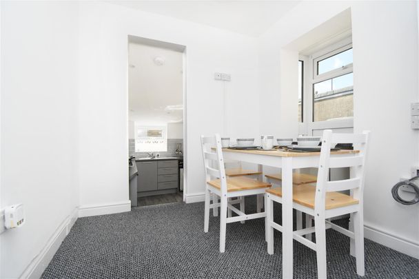 1 bed house share to rent in St. Matthew Street, Burnley, BB11 - Photo 1