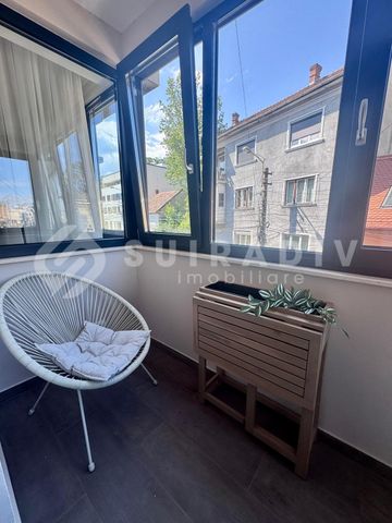 Apartament modern, renovat la cativa pasi de Parcul Central - Fotografie 3