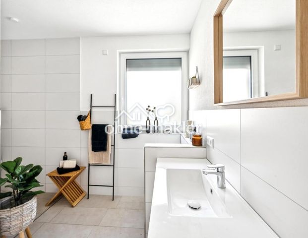 Neu renovierte 4 Zimmer EG Wohnung in zentraler Lage in Sigmaringen, geringe Nebenkosten - Photo 1