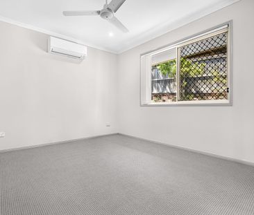 Refurbished Lowset Villa in a Convenient Location - Photo 5