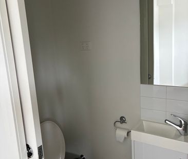 West Footscray - Photo 6