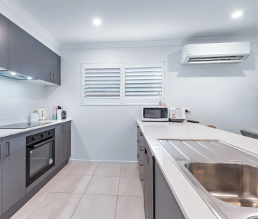 Low maintenance unit in Cannonvale - Photo 4